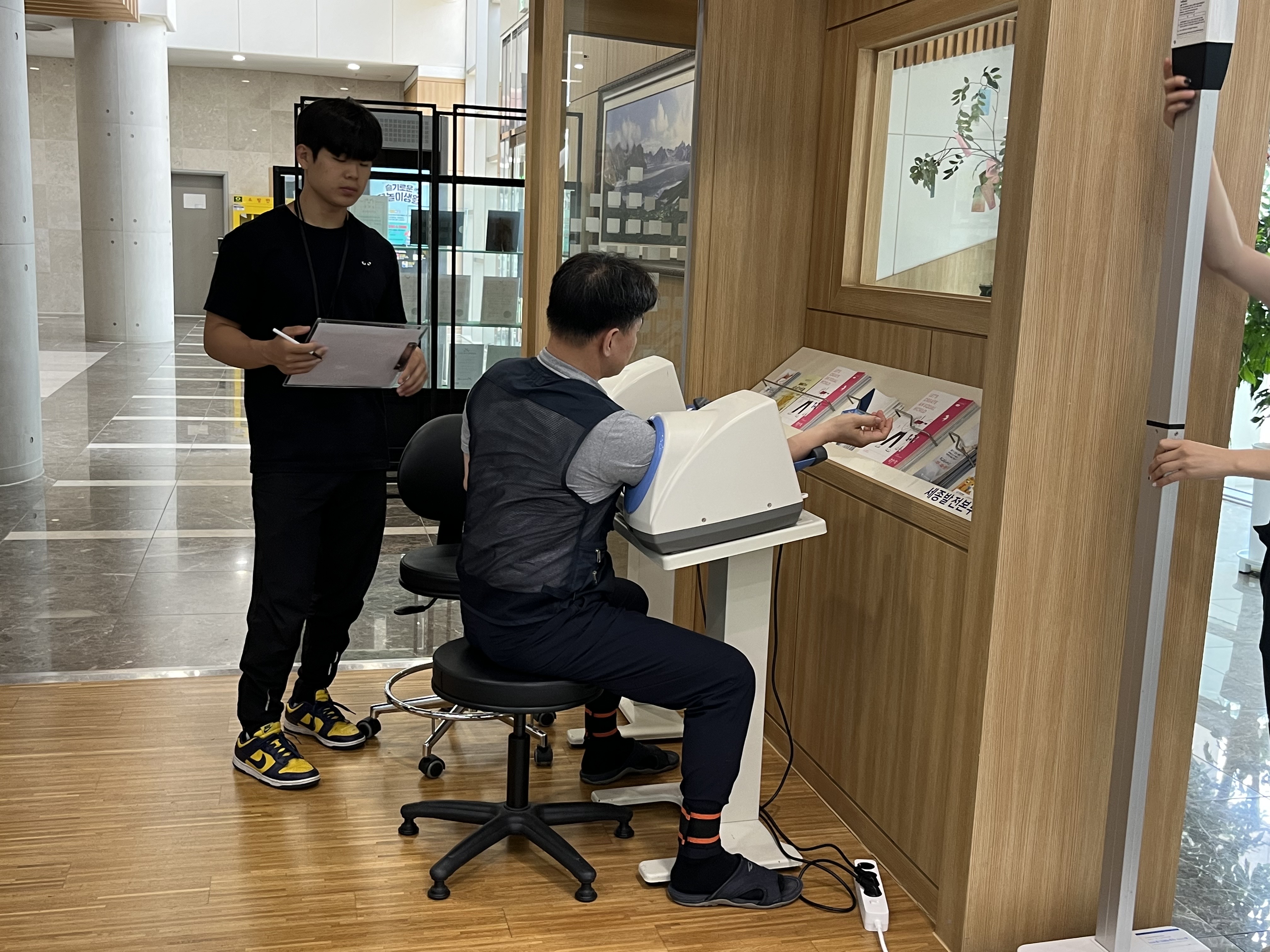 KakaoTalk_20230628_125818973_01.jpg