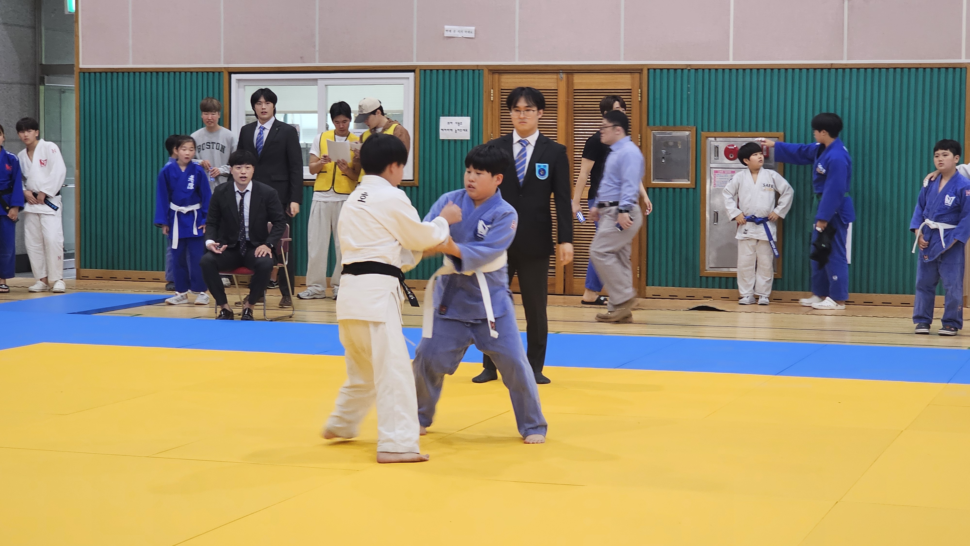 KakaoTalk_20250419_121836609_04.jpg