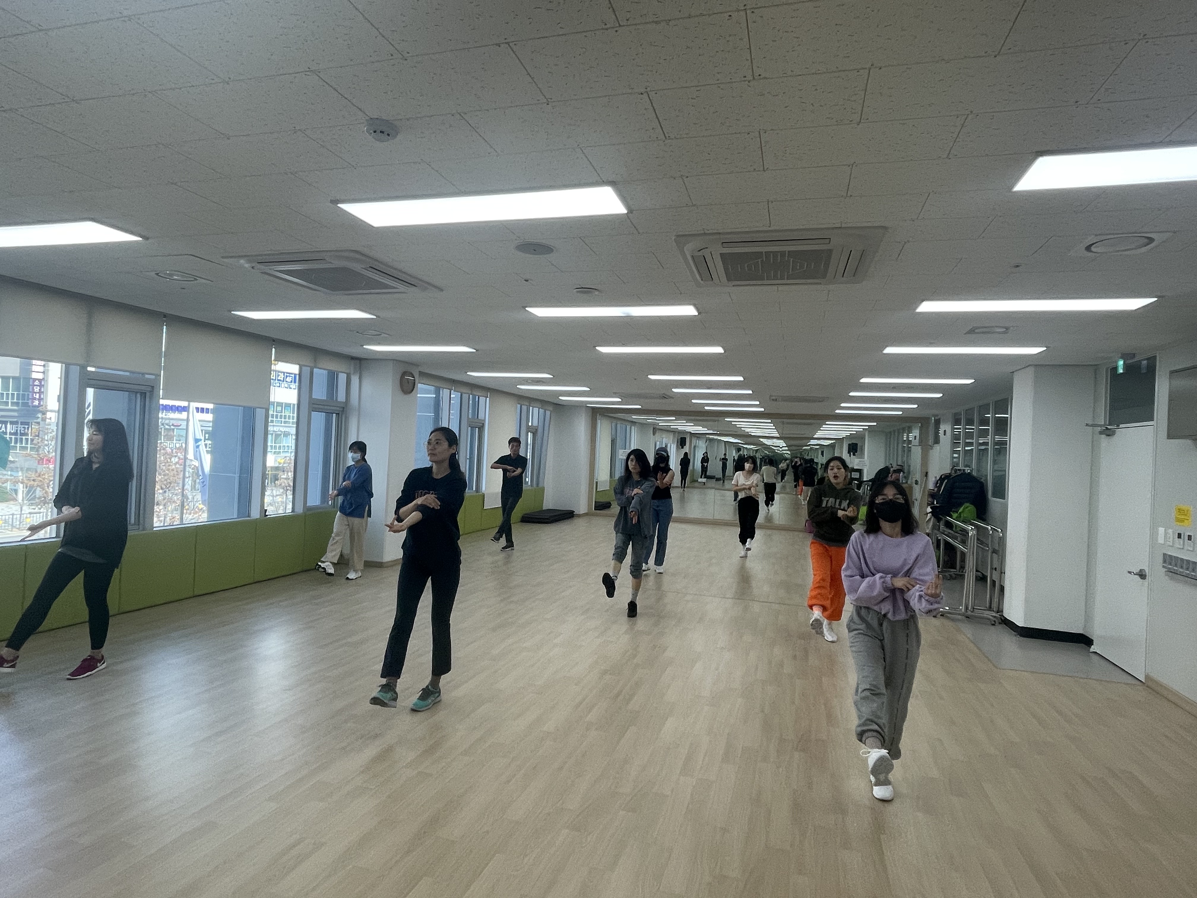 KakaoTalk_20230320_090750419_01.jpg